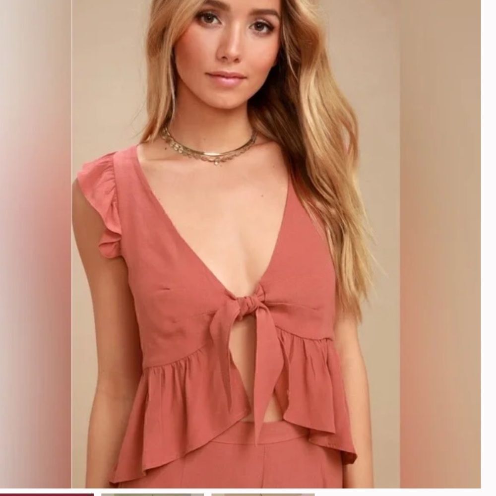 Lucky Love Tie front Cropped Top sz Small